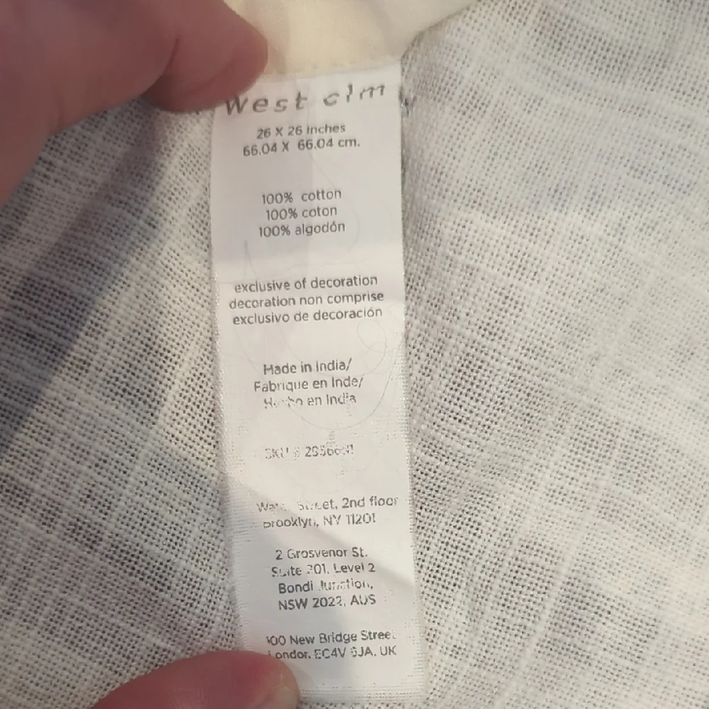 EUC West Elm Cream Beige Abstract Streak Pattern Square Sham Set of 2